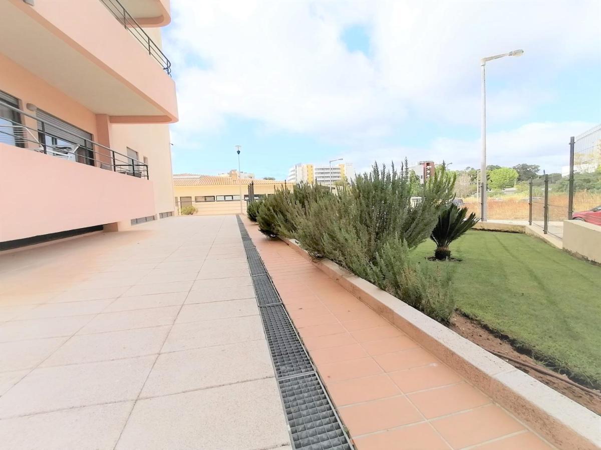Paraiso Sol Rocha Amazing Beach Apartment Portimão Extérieur photo